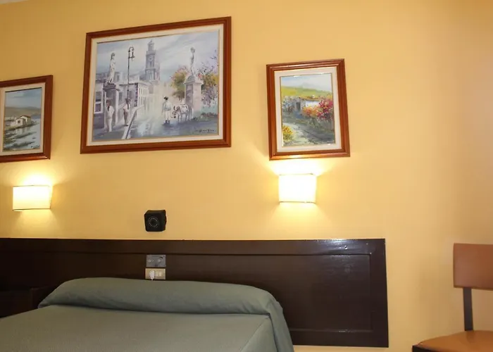 Olympia Hotel 2*