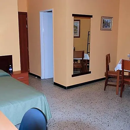 Olympia Hotel 2*