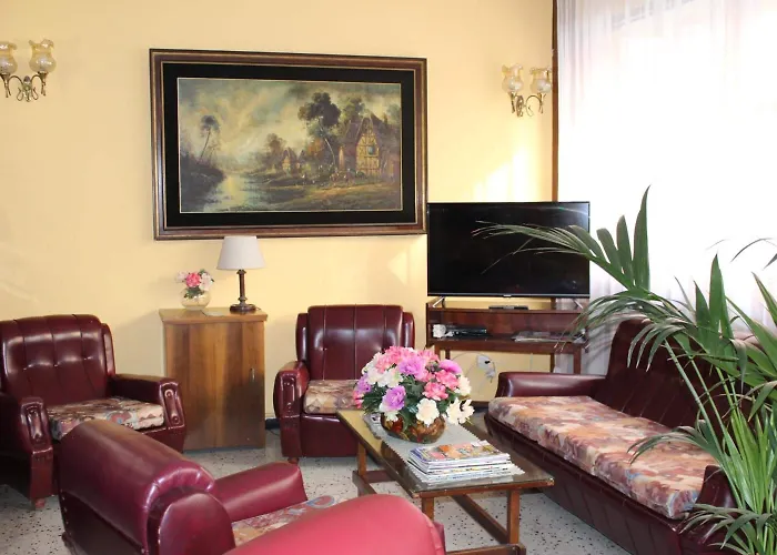 Olympia Hotel 2*